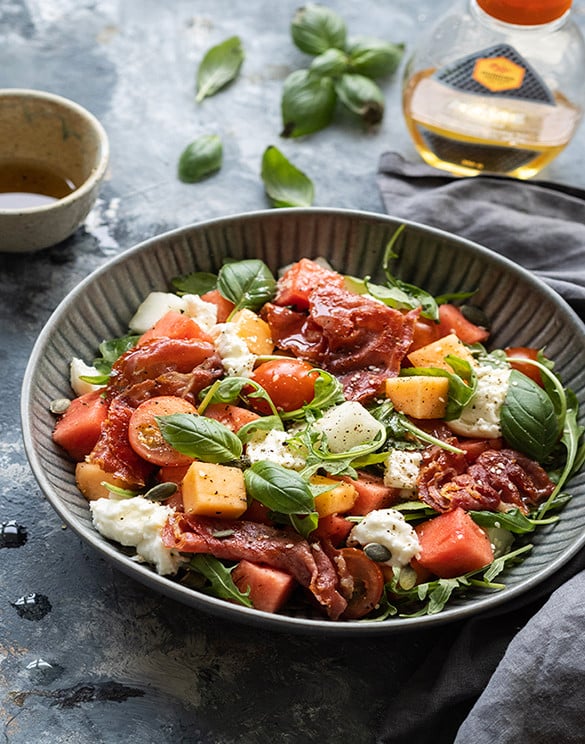 Sommersalat med honningvinagrette